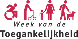 Ben Oorsprong kijkt naar de toegankelijkheidssituatie terwijl Peter de Bliek de drempel van de winkel opmeet.